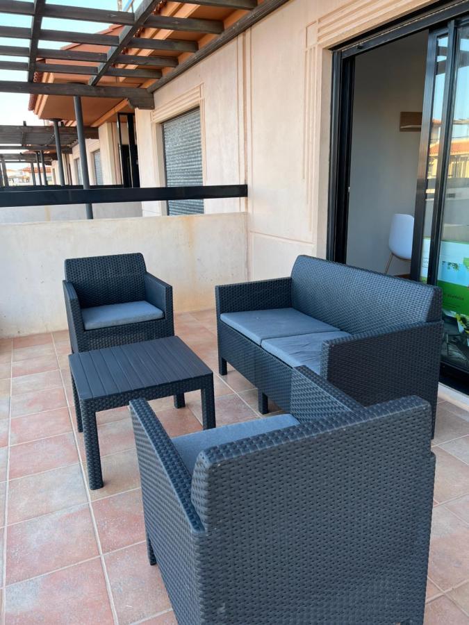 J&H Villa 라하레스 외부 사진